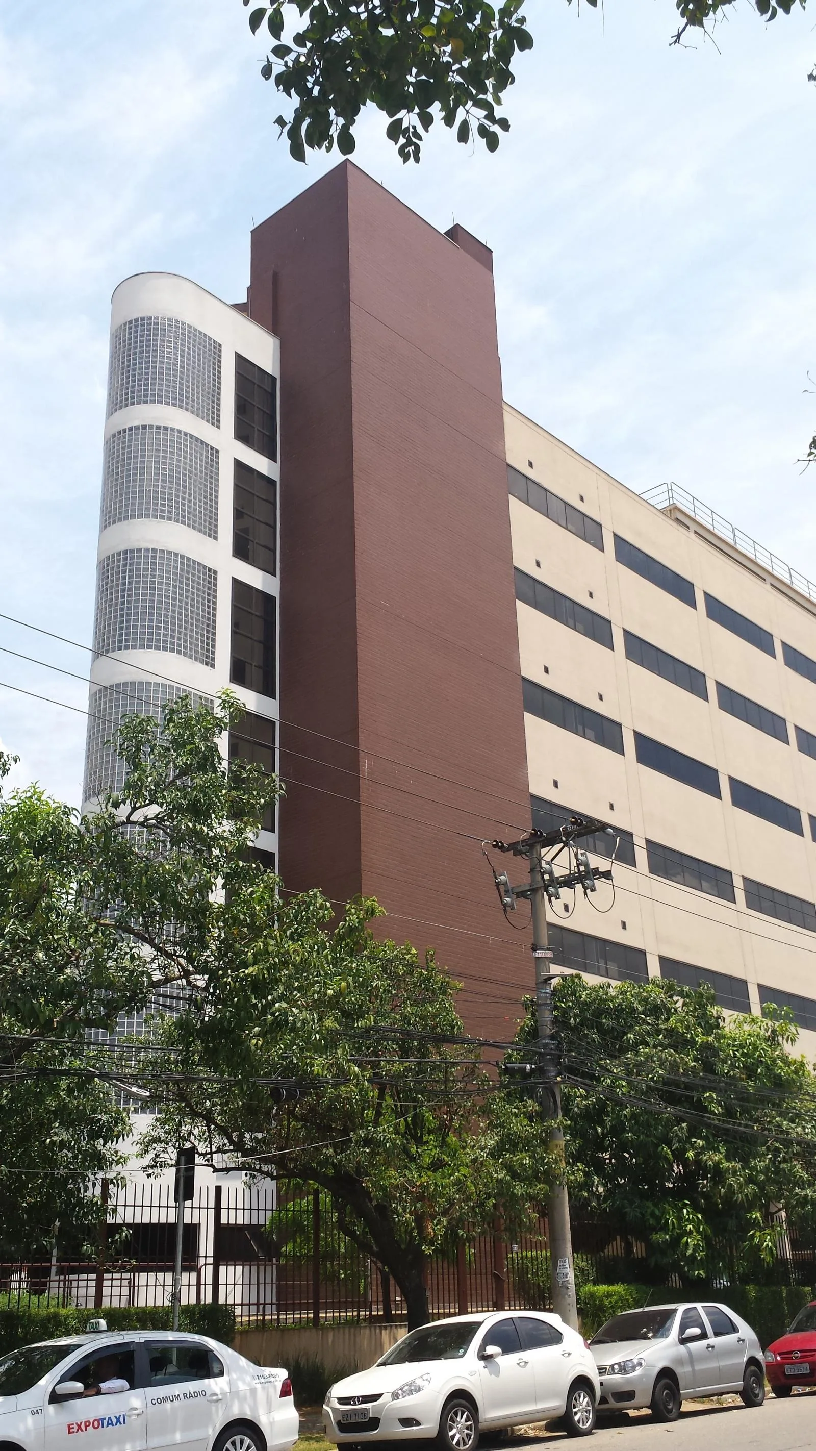 Aroeira — Edifício corporativo em Barra Funda, São Paulo