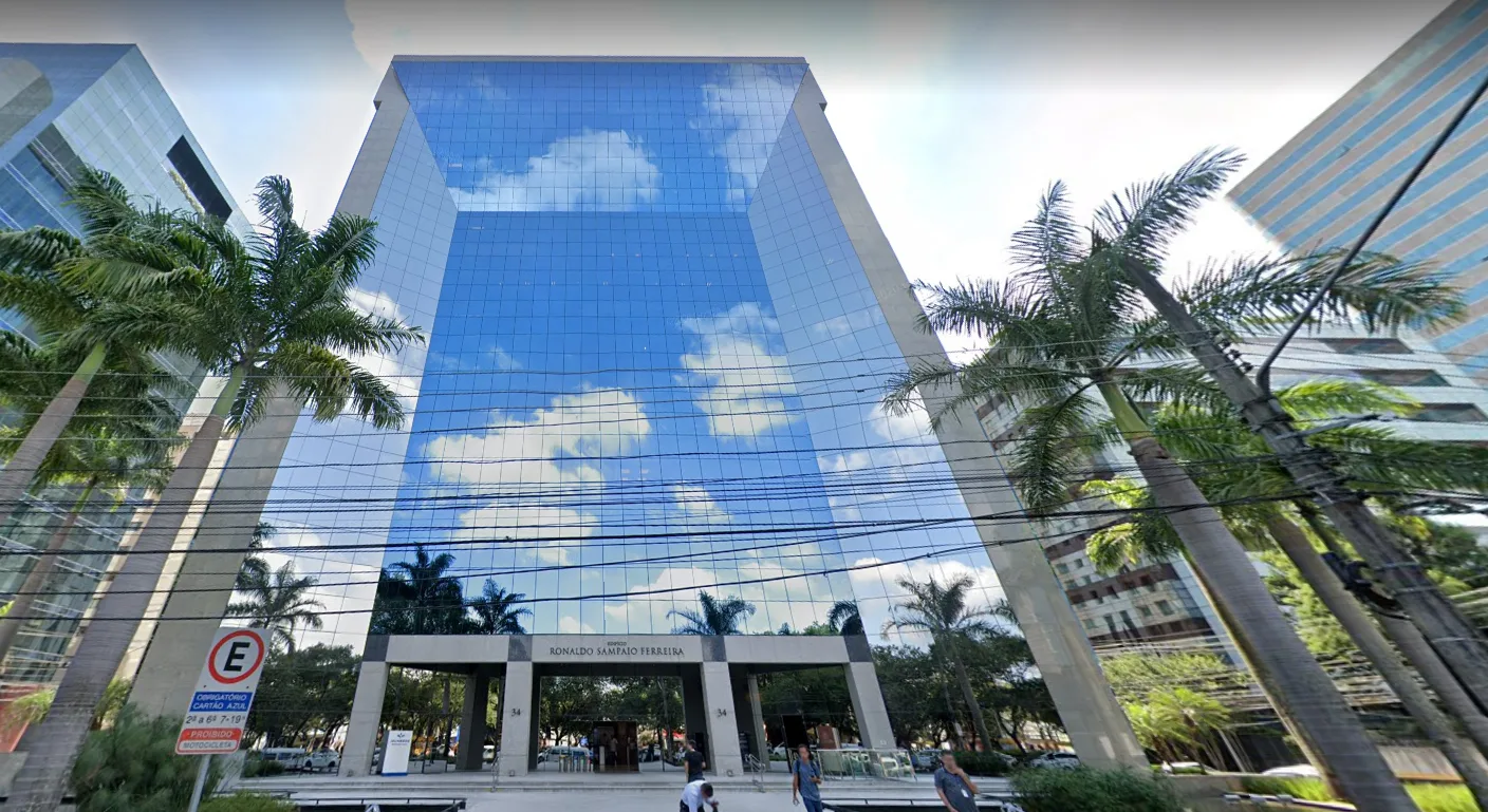 Ronaldo Sampaio Ferreira — Edifício corporativo em Berrini, São Paulo